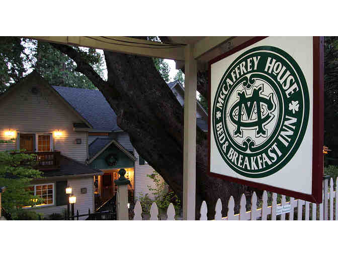 Enjoy 4 nights BnB McCaffrey House Bed & Breakfast Inn near Yosemite 4.7 Star + Gift - Photo 5