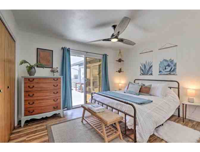 Mendocino Coast Escape: 5-Night Ocean-View Cottage with Private Beach & Skunk Train Advent - Photo 12