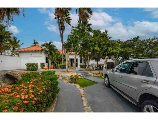 7-Night Aruba Stay in 5-Bedroom Villa + Gift - Photo 4