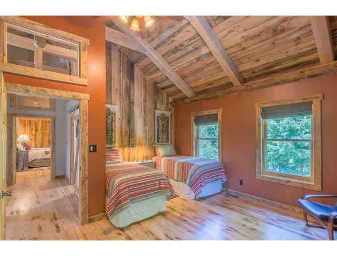 5 night Luxury Tennesse Cabin with Private Fly Fishing + Gift - Photo 7