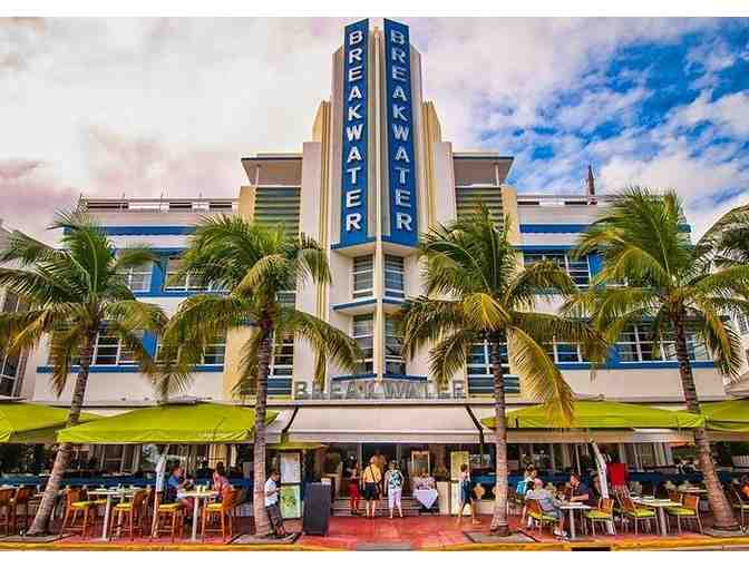 4 night South Beach Luxury Suite + Art Deco Tour + Gift - Photo 1