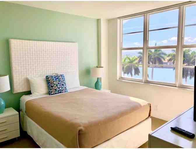 4 night South Beach Luxury Suite + Art Deco Tour + Gift - Photo 8