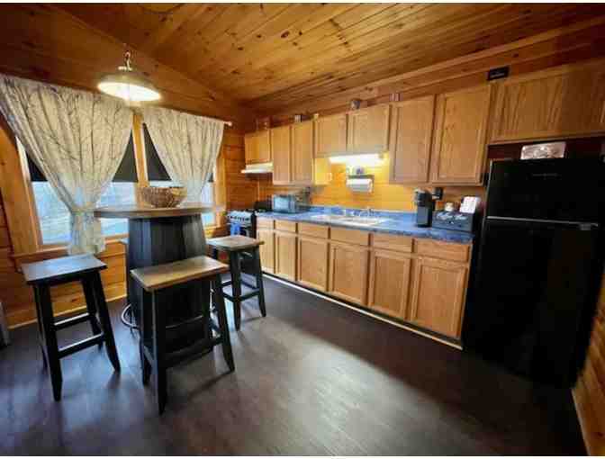 Cozy Cabin in Maggie Valley