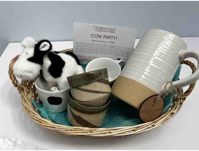 2nd Grade Class Basket- Cow Party