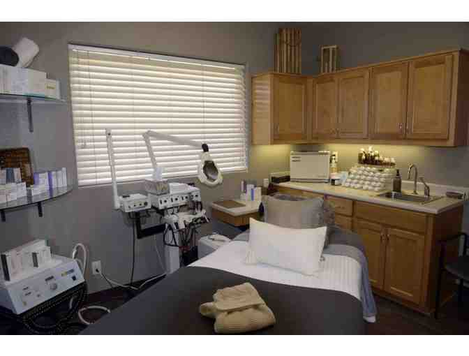 New Patient Visit to Dr. Blenkush, D.C. at Chiropractic Physicans Group