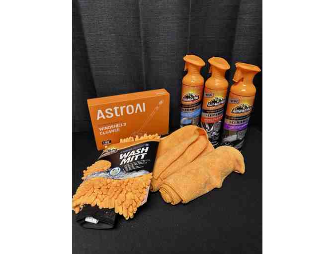 Ultimate Car Wash Bucket from Lithia & Driveway