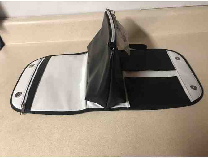 Hello Kitty Make Up Bag - Photo 2