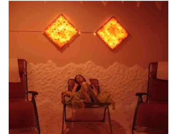 One Salt Session for Two People at The Salt Studio Pasadena