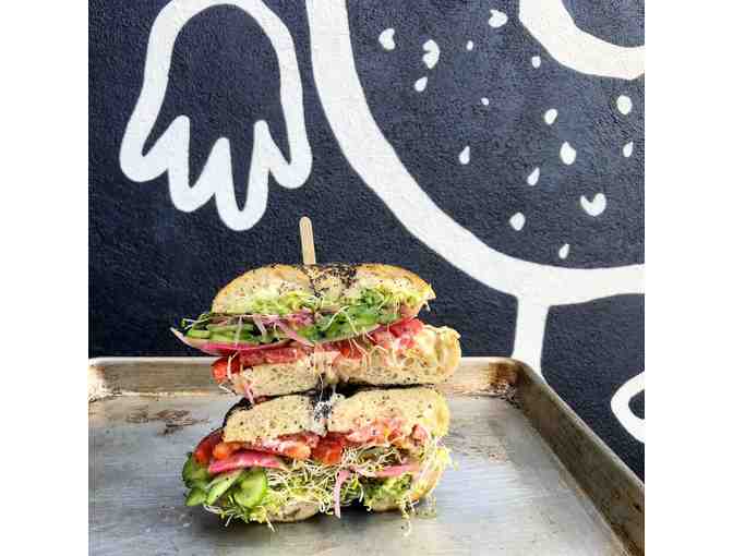 $25 Gift Card to Hank's Bagels