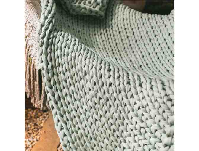 The Best Weighted Blanket from Bearaby