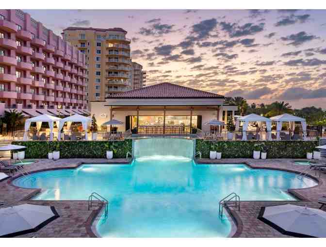 Stay the Night at an Elegant Escape in St. Petersburg, FL!