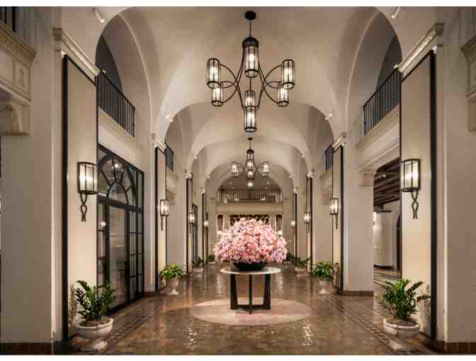 Stay the Night at an Elegant Escape in St. Petersburg, FL!