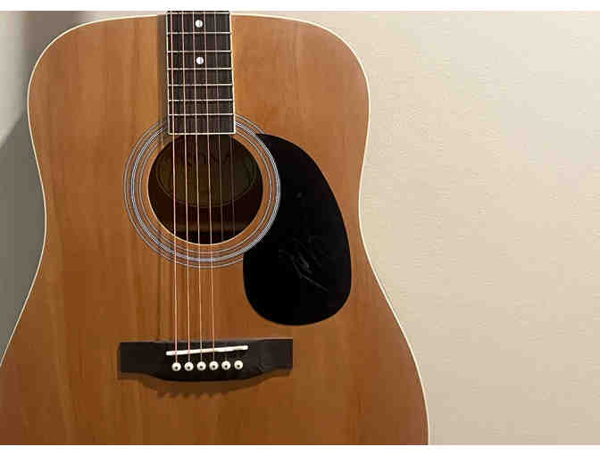 Autographed Luke Bryan Guitar - Photo 1