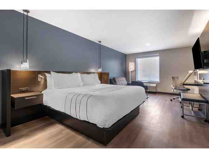 Hotel Stay at Vib Denver with Tickets to National Western Stock Show - Photo 2