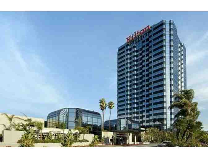 Hotel Stay at Hilton LA with Tickets to Universal Studios - Photo 1