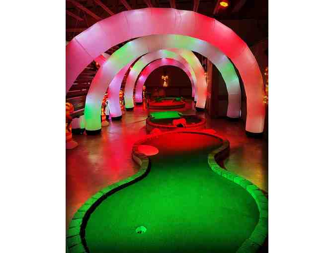 Shipwrecked Miniature Golf