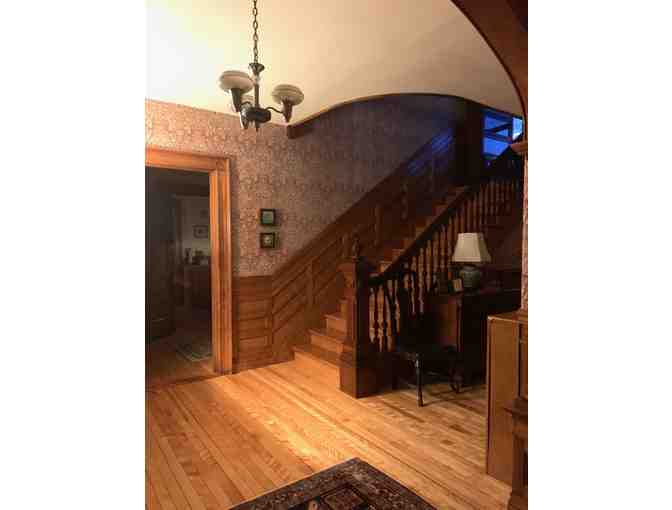 Grand Manchester Home Tour and Progressive Dinner for 6 guests