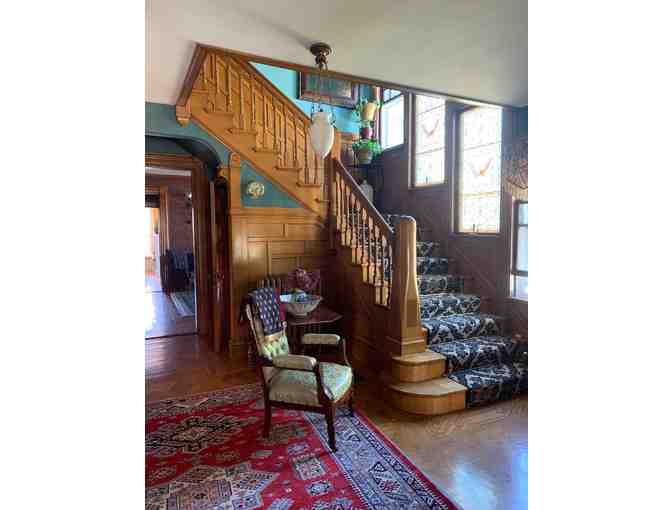 Grand Manchester Home Tour and Progressive Dinner for 6 guests