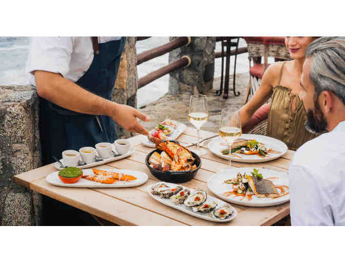 Dinner for two people at el Farallon with wine