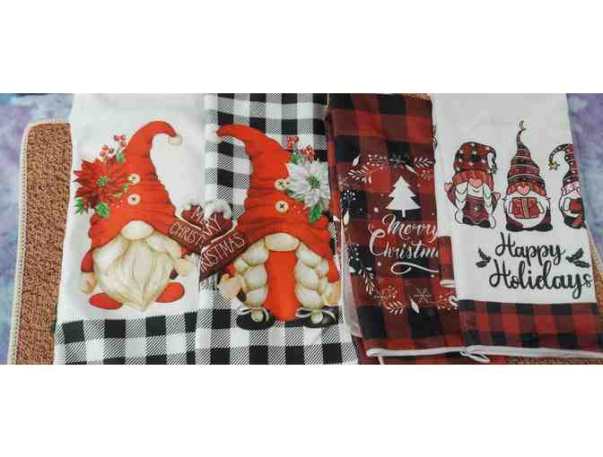 'GNOMETOWN' CHRISTMAS