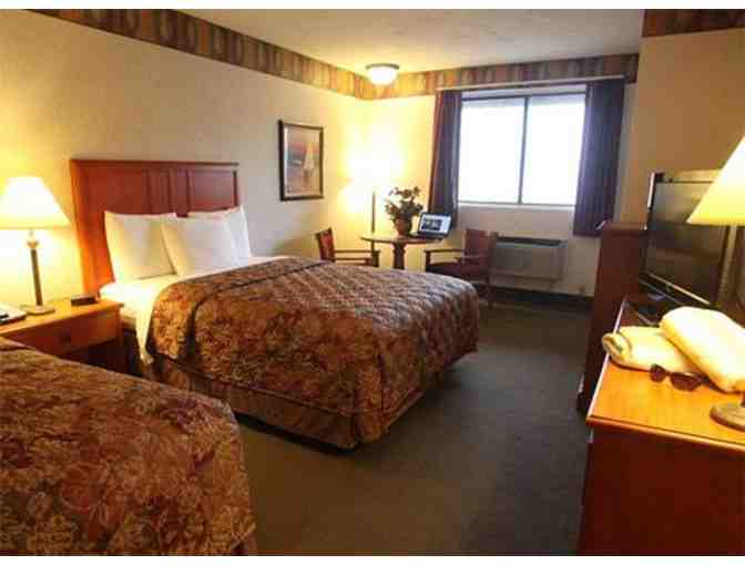 1 Night Stay at the Bayside Resort in Cape Cod (Sept 15, 2025 - May 15, 2026)