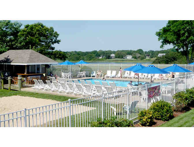 1 Night Stay at the Bayside Resort in Cape Cod (Sept 15, 2025 - May 15, 2026)