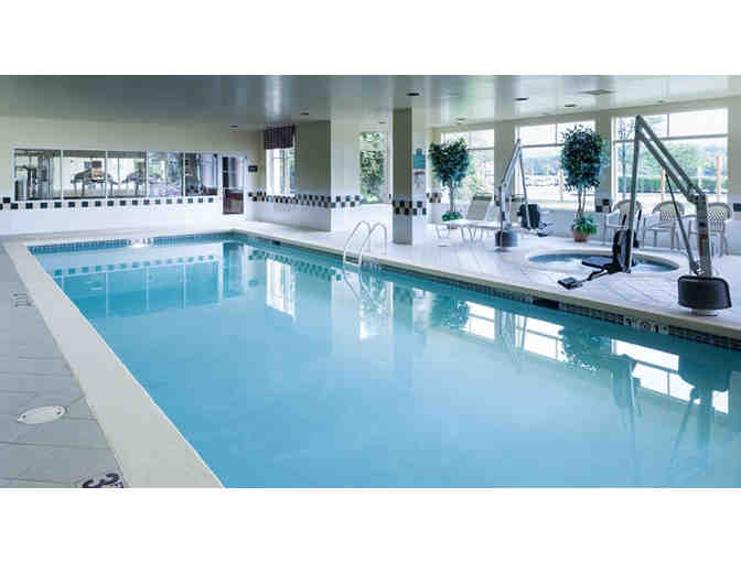 1 Night (Sun-Thurs) Stay Hilton Garden Inn Rockaway, $50 GC to Olive Garden & 2 AMC