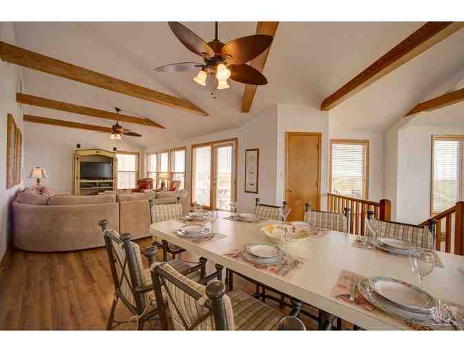 1 Week Stay 4 Bedroom Oceanfront House Waves, NC- (October, November or December 2025)