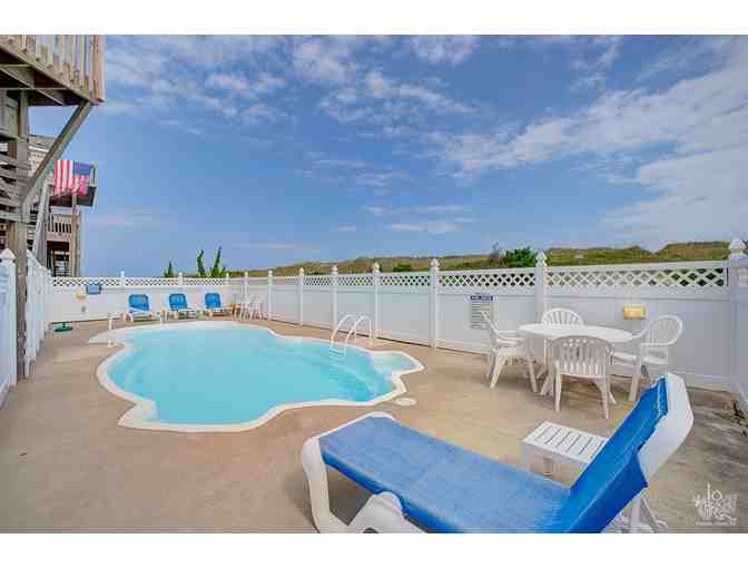 1 Week Stay 4 Bedroom Oceanfront House Waves, NC- (October, November or December 2025)
