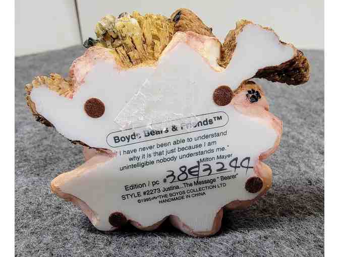 # 20 - Boyds Bears & Friends - Justina ... The Message 'Bearer' 38E/3244