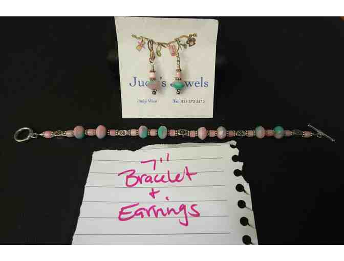 Judy's Jewels Bracelet 7 inches and earrings