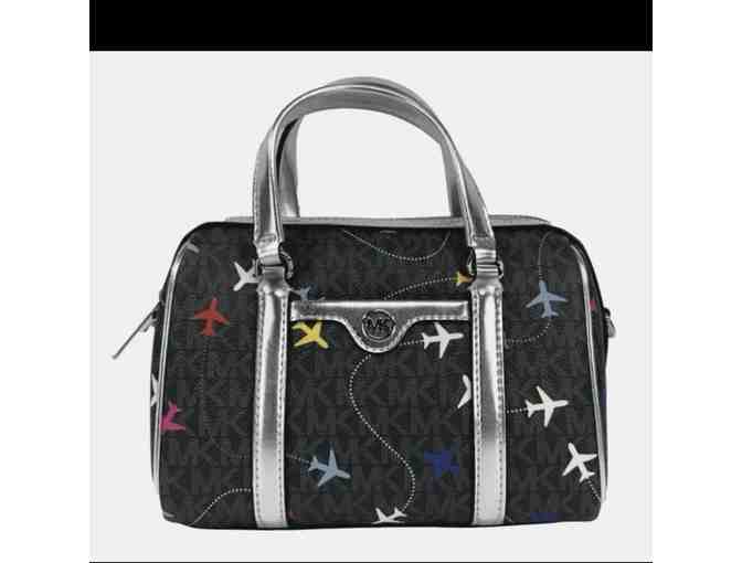 Michael Kors! Crossbody Airplane Style Purse! - Photo 1