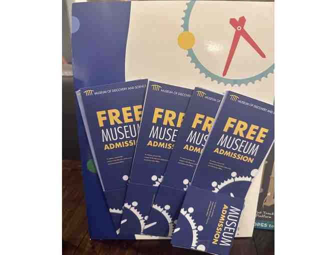 MUSEUM OF DISCOVERY AND SCIENCE Gift Basket w/ ANNUAL MEMBERSHIP/PASSES