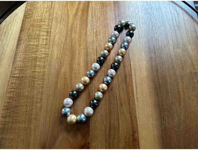 Artificial Pearl Necklace